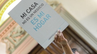 Tomadores de créditos UVA salieron al cruce de Milei