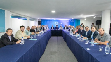 500 intendentes presentaron un amparo contra el DNU de Milei