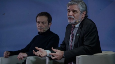 Daniel Filmus advirtió que el DNU permitirá que haya publicidad privada en escuelas públicas