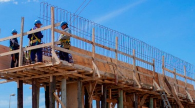 Pararon la obra del Nuevo Acceso a Sierras Bayas y despidieron a 30 trabajadores