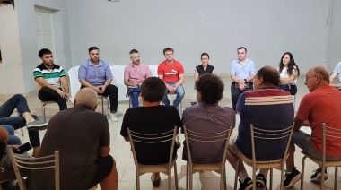 El intendente Maxi Wesner se reunió con la Unión de Clubes