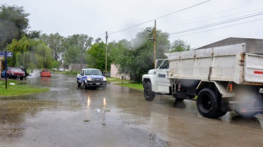 El Municipio se encuentra trabajando en diferentes barrios asistiendo a la familias afectadas por la tormenta