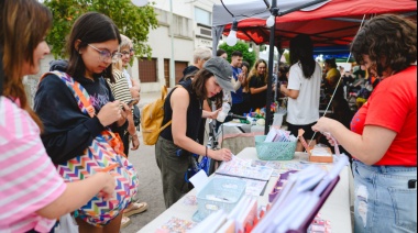 Feria de Semana Santa en la Plaza “Coronel Olavarría”