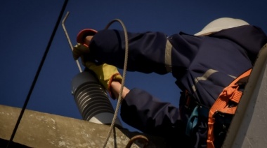 Coopelectric: un sector de la ciudad estuvo sin luz por una reparación de emergencia