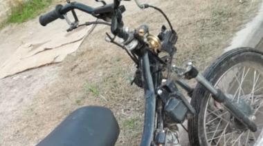 Un adolescente circulaba en una moto robada y fue aprehendido
