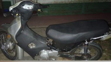 Una joven de 19 años fue imputada por conducir una moto que tenía pedido de secuestro activo