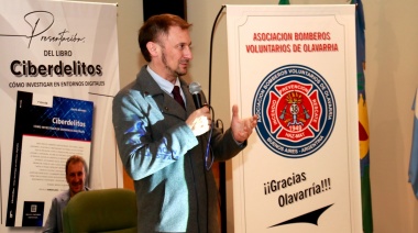 El Fiscal Lucas Moyano presentó el libro Ciberdelitos