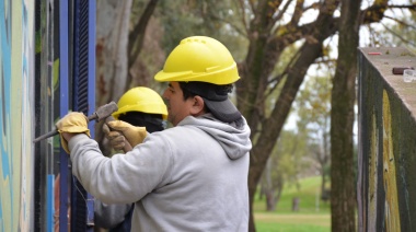 El Municipio comenzó la remodelación de los baños públicos en el Parque Helios Eseverri