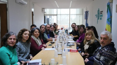 Paritarias: Provincia recibió a los gremios y confirmó que habrá aumentos, pero no realizó ofertas
