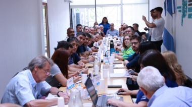 Paritarias Bonaerenses: Sin ofertas, Provincia recibió a docentes y estatales
