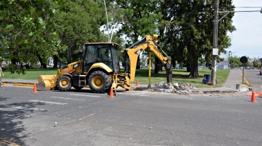 Reparación de veredas y sumideros en Brown y Necochea