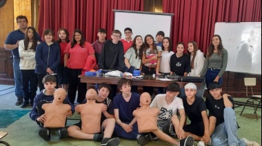Coopelectric brindó una capacitación de RCP a estudiantes de la EES N° 10