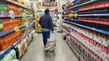 Consumo: El 2024 cerró con caídas en las ventas de supermercados y mayoristas