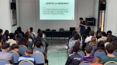 Más de 40 jóvenes participaron de la charla “Memoria ¿para qué?”