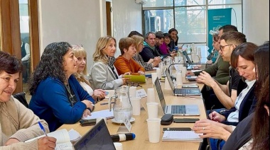 Docentes y estatales rechazaron la oferta salarial de la Provincia