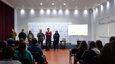 El Municipio brindó un taller sobre gestión responsable de residuos a escuelas secundarias