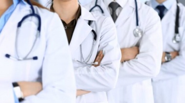 El Gobierno elimina los aranceles de habilitación de establecimientos de salud y de matriculación profesional