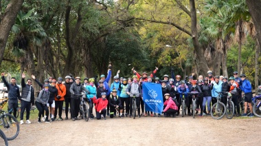 “Andando Olavarría”: el cicloturismo visitó Monte Pelloni