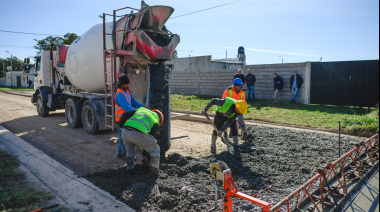 En marcha la obra de pavimentación con hormigón en el barrio Pickelado