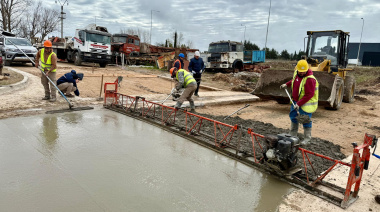 Avanza la obra de pavimentación en el barrio Carlos Pellegrini