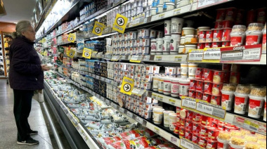 Primeros aumentos tras la suba del dólar: alimentos del 6 a 9%, autos hasta 12%
