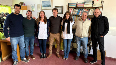 El intendente Wesner visitó la Escuela N° 80