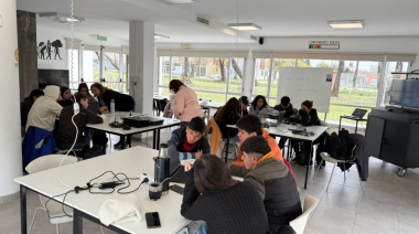 Curso de Diseño Web y Club de Tecnología en el CIIT