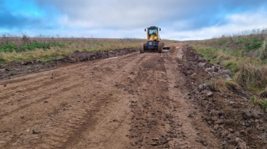 Caminos rurales: El Municipio optimiza recursos y reorganiza el cronograma de tareas debido al pronóstico de lluvias