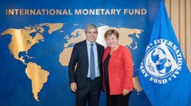 El directorio del FMI aprobó la primera revisión del acuerdo con la Argentina