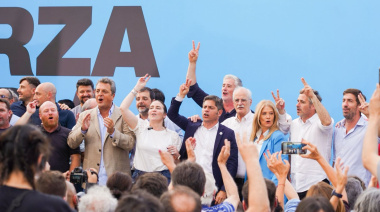 Axel Kicillof encabezó el cierre de campaña de Fuerza Patria: "El JP Morgan tomó el ministerio de Economía"