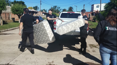 Agentes penitenciarios de Urdampilleta colaboraron con los vecinos afectados por el temporal