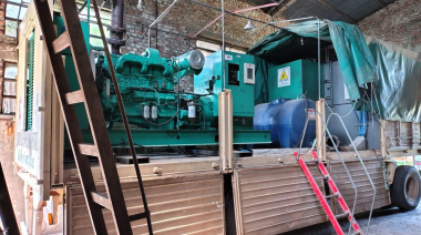 Coopelectric realizó tareas de mantenimiento a un grupo electrógeno de la zona rural