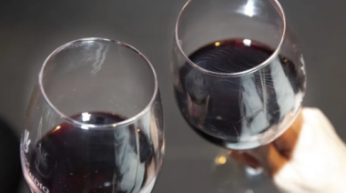 Ya rige el horario de verano para la venta de alcohol en comercios