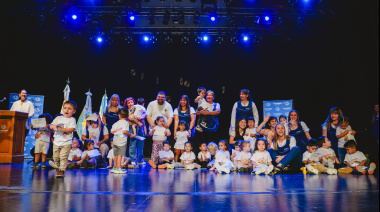 Más de 200 niños y niñas de Jardines Maternales Municipales recibieron sus diplomas de Egresados 2025