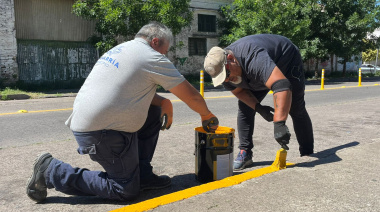 Trabajos preventivos de seguridad vial sobre calle Almirante Brown