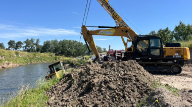Operativo del Municipio tras el trágico accidente en el arroyo Tapalqué