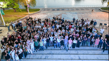 El intendente encabezó el brindis junto a referentes institucionales y vecinales