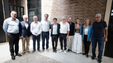 Con un intendente opositor de la sección, Kicillof encabezó un encuentro con empresarios