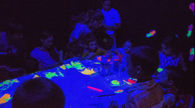 Una Sala Flúor “Bajo el mar” en el MDA