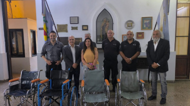 En la cárcel de hombres de Azul restauraron sillas de ruedas para un Hogar de Cacharí