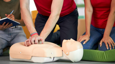 Este jueves se realizará la capacitación abierta en RCP y utilización de DEA