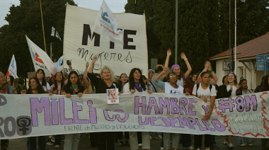 Luego de la masiva movilización por el 8M se denunciaron "hechos de agresión"