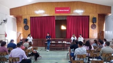 Operativo Aurora: Reunión informativa con padres de alumnos de la Ex Escuela Normal