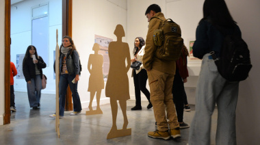 Quedó formalmente inaugurada la muestra “Los Caminos de la Memoria: 50 años de lucha olavarriense por la verdad y la justicia”