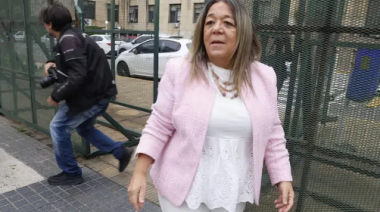 Las propiedades de Adorni: su escribana negó un préstamo y dijo que desconoce de dónde salió el dinero