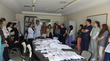 Entregaron indumentaria para profesionales residentes del Hospital Municipal