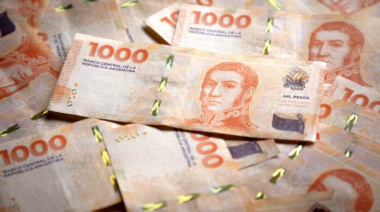 Los salarios volvieron a perder contra la inflación: subieron 2,4% en febrero