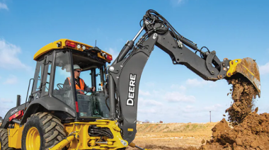 El ITECO brinda un curso de manejo de retroexcavadora