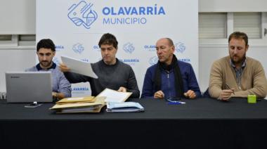 Tres oferentes para el alquiler de equipos viales para trabajos en el camino rural 078-12