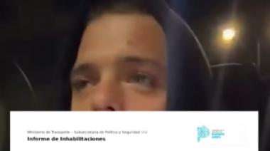 Sin cinturón y filmando: Provincia inhabilitó a Santiago Maratea y no podrá conducir